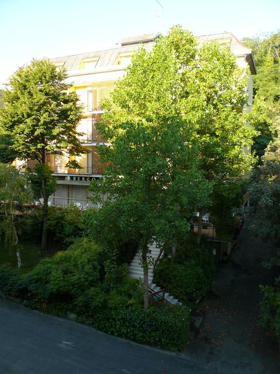 阿尔伯格阿里斯顿酒店 Tabiano Terme 外观 照片